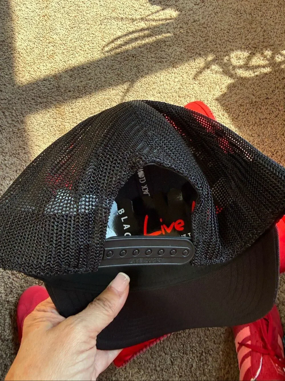 Black Clover “Kiss Me, I’m Lucky” Trucker Hat Black Mesh Snapback NWT